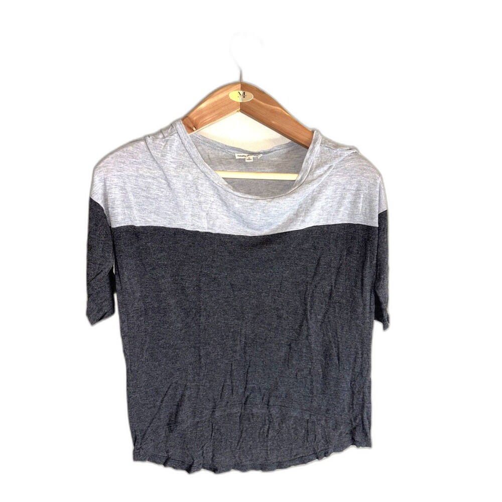 Zenana Outfitters Women’s Small Grey Black Half Sleeve Hi-low Hem T-shirt Top